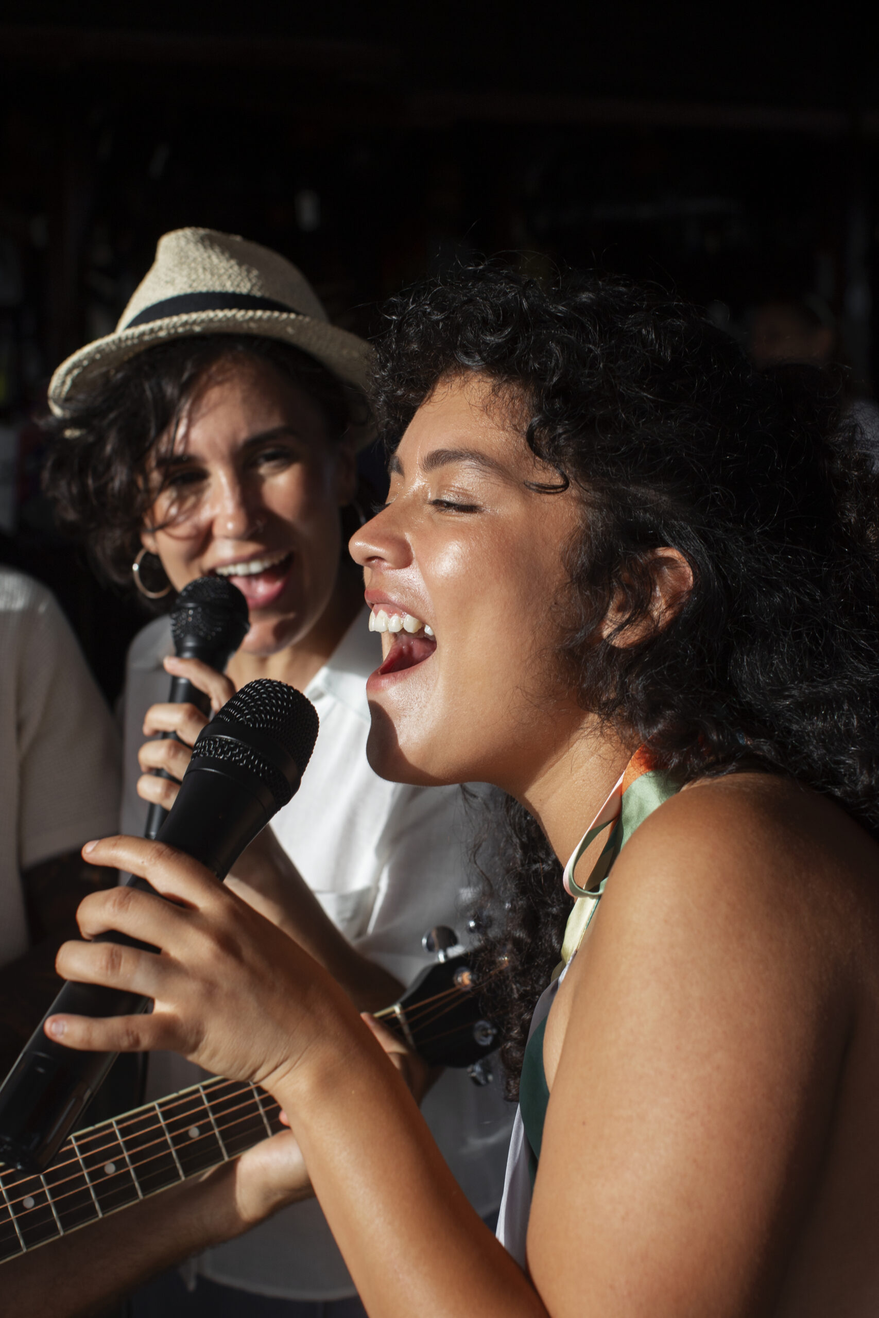 chanteurs en chorale ©freepik